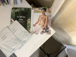 리브얼 | LIVALL 바이오셀룰로오스 마스크 레스트 앤 글로우 듀오 33ml  (2매) & 블루미 레스트 포션 — 5점을 준 리뷰어가 2022년 8월 올린 사용 사진