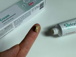건선/아토/습진/민감성 피부 천연보습진정크림 소리온 크림 & 센시티브 크림 50g — 4.5점을 준 리뷰어가 2022년 3월 올린 사용 사진