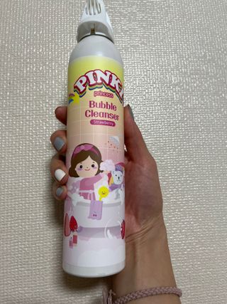 주식회사 권브라더스 [권브라더스] 목욕놀이 필수템, 핑키공주 유아버블클렌저 300ml 대용량 몽글몽글 구름 속 딸기향 — 5점을 준 리뷰어가 2022년 1월 올린 사용 사진