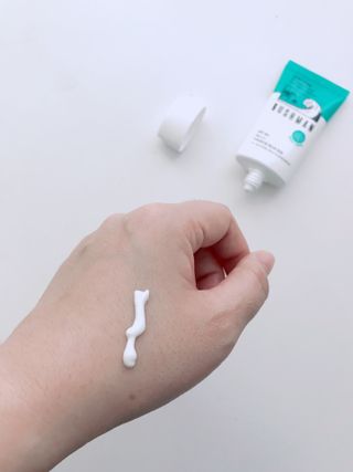 부쉬맨 워터프루프 프로 선크림 50g SPF50+ PA++++ — 4.5점을 준 리뷰어가 2023년 5월 올린 사용 사진