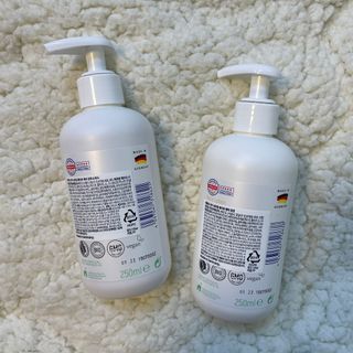 mom e 맘이 내추럴 베이비 케어 샴푸앤바스+로션 — 4점을 준 리뷰어가 2021년 1월 올린 사용 사진