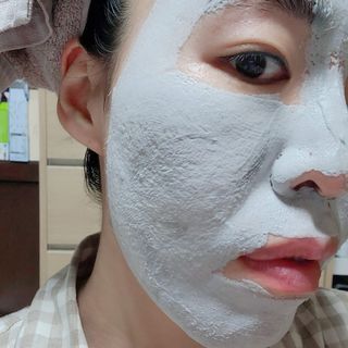 지슬리 GSLEY 지슬리 버블폭탄팩 — 4점을 준 리뷰어가 2021년 3월 올린 사용 사진