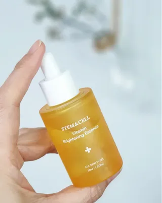 체르엠 스템앤셀 비타민 브라이트닝 에센스 30ml 1개 — 4점을 준 리뷰어가 2022년 3월 올린 사용 사진