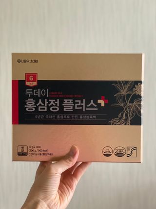 서울약사신협_투데이홍삼정플러스스틱_10g x 30포 — 5점을 준 리뷰어가 2021년 5월 올린 사용 사진