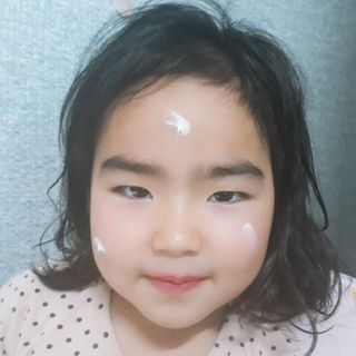 mom e 맘이 내추럴 베이비 케어 크림+바디오일 — 3점을 준 리뷰어가 2021년 1월 올린 사용 사진