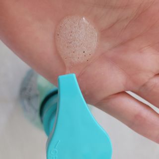 벨먼 내추럴스파 수분광채 스크럽 바디워시 600ml 5종 — 5점을 준 리뷰어가 2022년 5월 올린 사용 사진