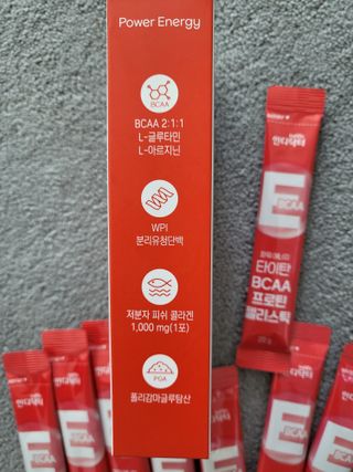 [인디닥터] 타이탄 BCAA 프로틴 젤리스틱 — 5점을 준 리뷰어가 2022년 5월 올린 사용 사진