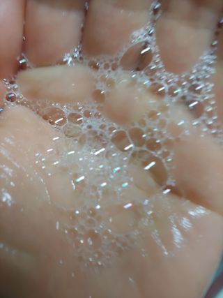 랑벨 내츄럴 딥 포어 클렌저 210ml (저자극 약산성 천연 클렌징 젤) — 5점을 준 리뷰어가 2022년 3월 올린 사용 사진