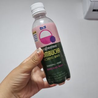 더그레잇티 콤부차 300ml *12개입 (오리지널 6개+베리리치 6개) — 5점을 준 리뷰어가 2022년 7월 올린 사용 사진