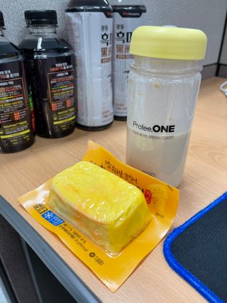 프로티원 단백질쉐이크 곡물맛 2주분 1통+보틀 — 5점을 준 리뷰어가 2021년 4월 올린 사용 사진