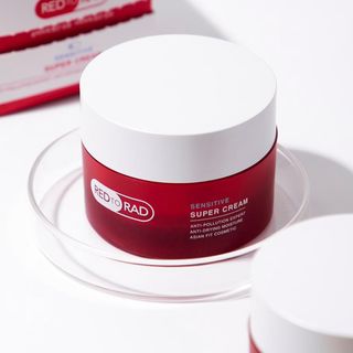 레드투래드 센서티브 슈퍼 크림 50ml — 5점을 준 리뷰어가 2021년 11월 올린 사용 사진