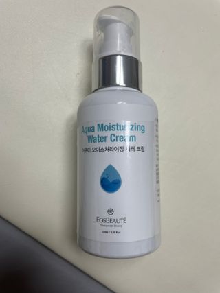 약손명가코스메틱 에오스보떼 아쿠아 모이스처라이징 워터 크림 — 4.5점을 준 리뷰어가 2022년 1월 올린 사용 사진