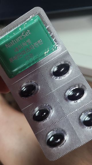 네이처셋 루테인 아스타잔틴 캡슐 1개월분 — 5점을 준 리뷰어가 2021년 6월 올린 사용 사진