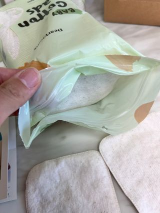 디어엘로디 유기농 무표백 건티슈 60매 — 5점을 준 리뷰어가 2022년 8월 올린 사용 사진