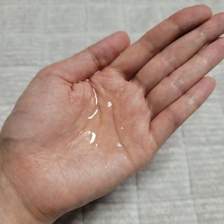 스킨1004 [SKIN1004] 마다가스카르 센텔라 라이트 클렌징 오일 200ml — 5점을 준 리뷰어가 2024년 7월 올린 사용 사진