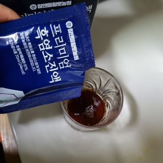 참앤들황토농원 국내산 흑염소를 정성스럽게 담은, 프리미엄 흑염소 진액 70ml x 30포 1박스 — 5점을 준 리뷰어가 2023년 1월 올린 사용 사진