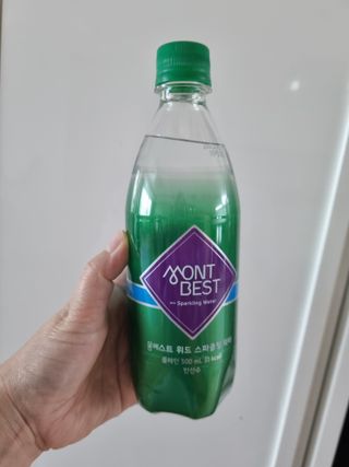 몽베스트 Montbest with Sparkling water Plain 20병 — 5점을 준 리뷰어가 2022년 7월 올린 사용 사진
