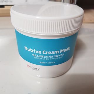 약손명가코스메틱 에오스보떼 뉴트리브 크림 마스크 솔트 500ml — 5점을 준 리뷰어가 2022년 1월 올린 사용 사진