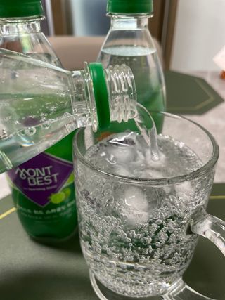 몽베스트 Montbest with Sparkling water Lime20병 — 5점을 준 리뷰어가 2022년 5월 올린 사용 사진