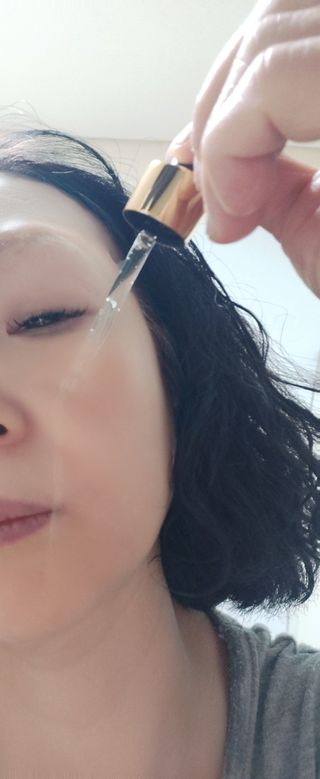 스킨큐어 산다화 비타민c 화이트닝 에센스 30ml — 4점을 준 리뷰어가 2023년 12월 올린 사용 사진