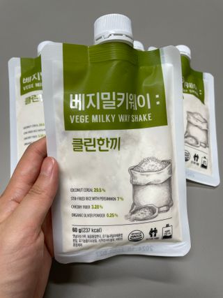 클린24시간  클린한끼 쉐이크 1세트 (5개) — 5점을 준 리뷰어가 2023년 8월 올린 사용 사진