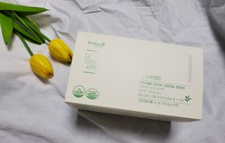 12월 15일 출시, 건강기능식품 브랜드 본리브 나 다운 시작 제품 3종 — 4.5점을 준 리뷰어가 2021년 2월 올린 사용 사진