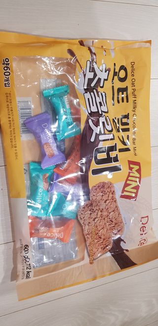 델리스 오트 밀키 초콜릿 바 — 5점을 준 리뷰어가 2022년 4월 올린 사용 사진