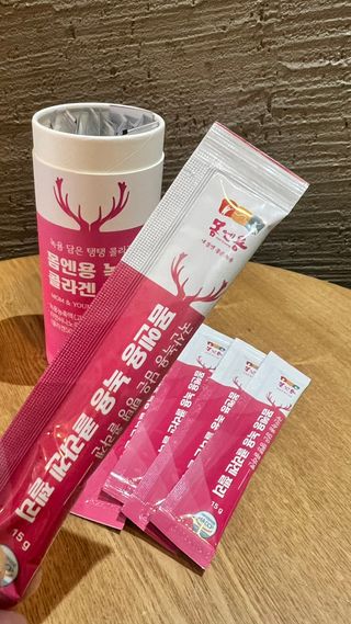 [몸엔용] 녹용 담은 탱탱 콜라겐 녹용 콜라겐 젤리 15g x 20포 — 5점을 준 리뷰어가 2022년 4월 올린 사용 사진