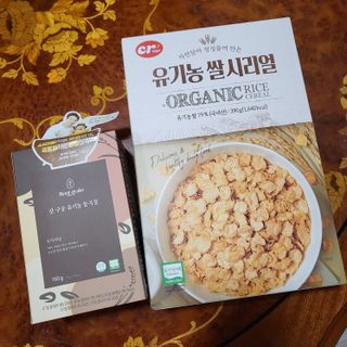 씨알푸드 유기농 쌀 시리얼 390g + 갓 구운 유기농 발아통곡물 150g — 5점을 준 리뷰어가 2022년 1월 올린 사용 사진