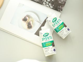 셀렉스스포츠 셀렉스 스포츠 웨이 프로틴 초콜릿 _ 330ml x 12팩 — 5점을 준 리뷰어가 2021년 3월 올린 사용 사진