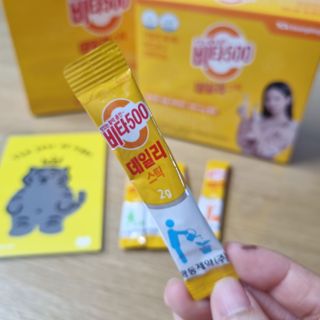 광동제약 [광동] 비타500데일리스틱 70포X2개 + 뚱랑이엽서 + 쇼핑백 증정 — 5점을 준 리뷰어가 2022년 1월 올린 사용 사진