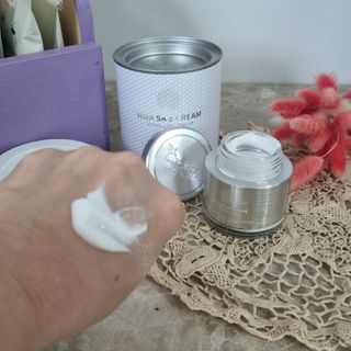 CRE8SKIN(크리에이트스킨) 화사한크림 — 5점을 준 리뷰어가 2022년 3월 올린 사용 사진
