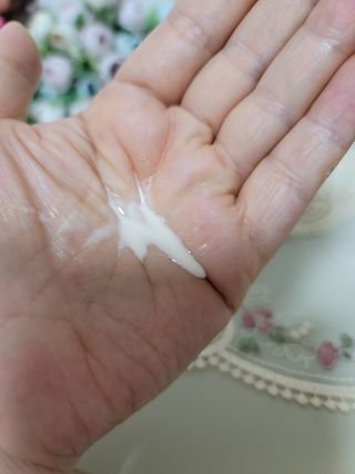 산수시 데포 세럼 수분 물광 비타민 에센스 50ml 기초화장품 — 4점을 준 리뷰어가 2021년 8월 올린 사용 사진