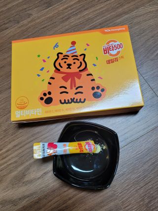광동생활건강 [광동] 비타 500 데일리 스틱 VB, VC를 함유한 멀티비타민 30포+30포 — 5점을 준 리뷰어가 2022년 7월 올린 사용 사진