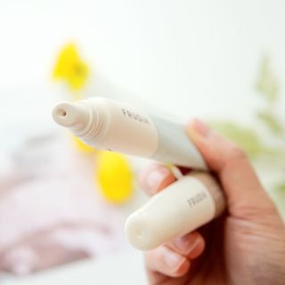 [후르디아] 올리브영 착한보습 비건 립버터 2종 — 5점을 준 리뷰어가 2021년 10월 올린 사용 사진