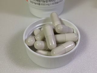 프리마인 성큼다가온 봄, 이너뷰티를 챙겨야 피부도 화사하게, 컨디션도 활기차게. 흡수율을 높인 고효율 비타민. — 5점을 준 리뷰어가 2023년 3월 올린 사용 사진