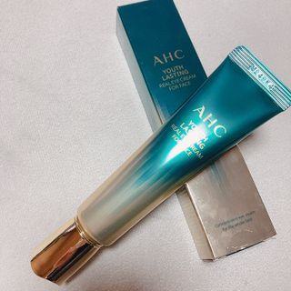 [NEW 탄력유턴 아이크림] AHC 유스 래스팅 리얼 아이크림 포 페이스 — 5점을 준 리뷰어가 2021년 3월 올린 사용 사진