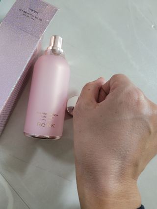 리엔케이 핑크 볼륨 래디언스 컬러크림 에디션 — 5점을 준 리뷰어가 2022년 11월 올린 사용 사진