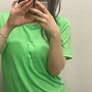 아르보노브라 아르보노 10color 데일리 반팔 노브라티 — 4점을 준 리뷰어가 2022년 5월 올린 사용 사진