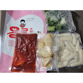 응큼떡볶이 — 5점을 준 리뷰어가 2021년 3월 올린 사용 사진