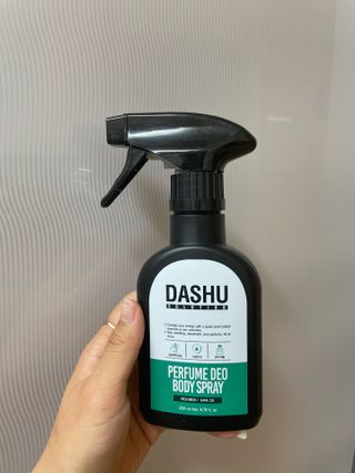 다슈코리아 다슈 솔루션 퍼퓸 데오 바디스프레이 프레쉬 그린 200ml — 5점을 준 리뷰어가 2021년 5월 올린 사용 사진