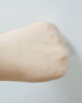 [후르디아] 과즙 뿜뿜_모과 바디워시+바디에센스 세트 — 5점을 준 리뷰어가 2021년 1월 올린 사용 사진