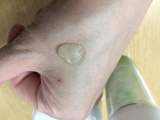김정문알로에 큐어 큐어 알로에 리프레쉬 젤리 세럼, 큐어 알로에 하이드로 젤리 크림 — 5점을 준 리뷰어가 2021년 3월 올린 사용 사진