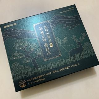 서울약사신협_프리미엄 진 녹용스틱 플러스10g x 30포 — 5점을 준 리뷰어가 2021년 7월 올린 사용 사진