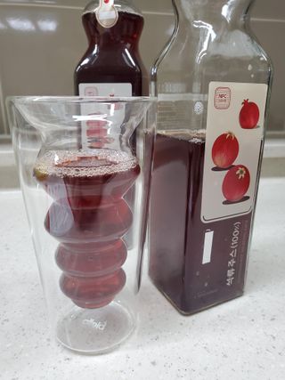 [바이윙클] 페르시아 유기농 석류 착즙주스 750ml 2병 + 선물박스 세트 — 5점을 준 리뷰어가 2022년 3월 올린 사용 사진