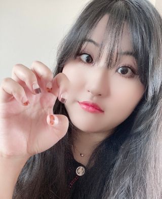 데싱디바 매직프레스 가을신상 숏 스퀘어_3종 중 택1 — 5점을 준 리뷰어가 2021년 9월 올린 사용 사진