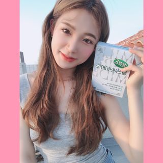 셀렉스스포츠 셀렉스 밀크세라마이드 저분자피쉬콜라겐 28포 X 1박스 — 3.5점을 준 리뷰어가 2021년 8월 올린 사용 사진