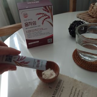 하루 1포로 콜레스테롤, 유산균, 고역가 소화효소까지 한번에 섭취! 다온바이오 홍자임 1개월분(30포) — 5점을 준 리뷰어가 2022년 11월 올린 사용 사진