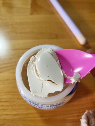 매일바이오 그릭요거트 오리지널 플레인 4개, 로스터리 커피믹스 4개 — 5점을 준 리뷰어가 2021년 12월 올린 사용 사진