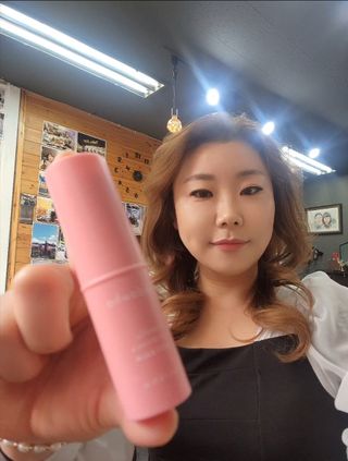 스킨큐어 산다화 카멜리아 안티 링클 멀티밤 — 5점을 준 리뷰어가 2023년 1월 올린 사용 사진
